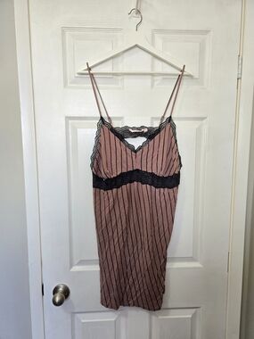 La Vie En Rose Rose-Brown Slip Chemise with Black Lace